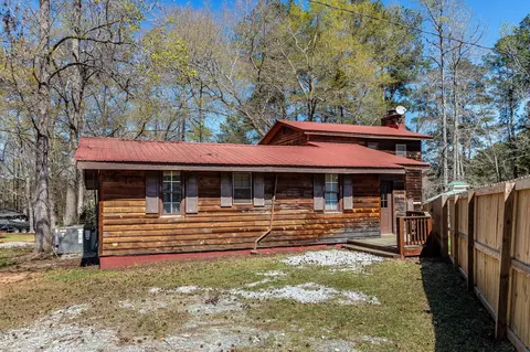 1098 Broad River Scenic Dr, Tignall, GA 30668