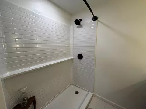 Bath - 1904 Robin Rd, North Augusta, SC 29841 photo 3 of 6