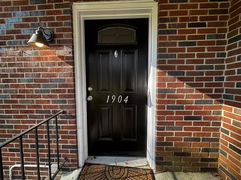 Entry Way - 1904 Robin Rd, North Augusta, SC 29841 photo 1 of 2