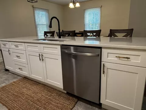 Kitchen - 1904 Robin Rd, North Augusta, SC 29841 photo 3 of 5