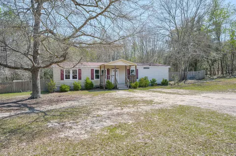 914 Gingerhill Rd, Thomson, GA 30824