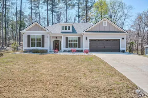 140 Godfrey Dr, Mccormick, SC 29835