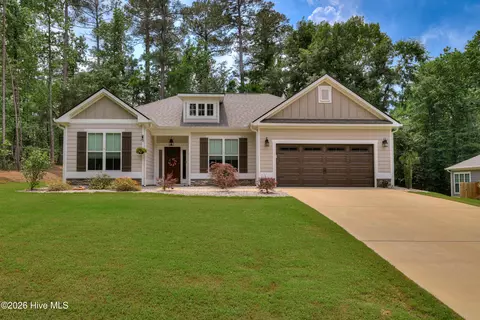 140 Godfrey Dr, Mccormick, SC 29835
