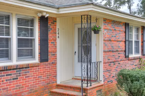 Exterior - 244 E Vineland Rd, Augusta, GA 30904 photo 2 of 3