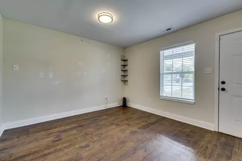 Living - 3060 Collier Rd, Augusta, GA 30906 photo 6 of 8