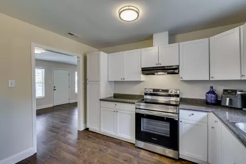 Kitchen - 3060 Collier Rd, Augusta, GA 30906 photo 3 of 4