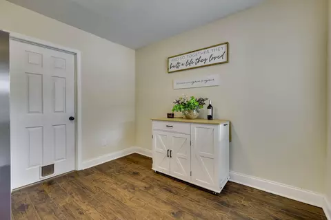 Entry Way - 3060 Collier Rd, Augusta, GA 30906 photo 2 of 5
