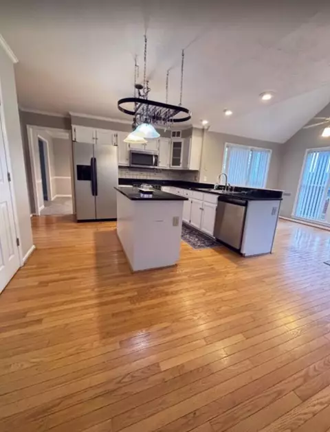 Kitchen - 304 Yuma Trl, Augusta, GA 30907 photo 3 of 8