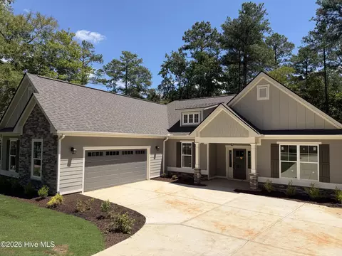 203 Jeffrey Ln, Mccormick, SC 29835