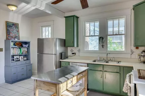 Kitchen - 1440 Johns Rd, Augusta, GA 30904 photo 7 of 8