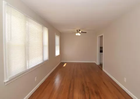 Living - 1938 Roys Ln, Augusta, GA 30906 photo 2 of 4
