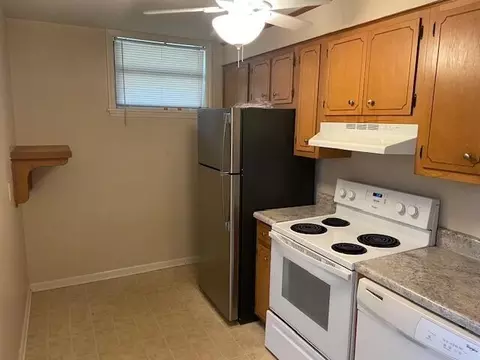 Kitchen - 2210 2212 Central Ave, Augusta, GA 30904 photo 1 of 2