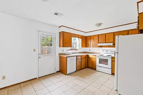 Kitchen - 3909 Roberts Road Rd UNIT A/B, Augusta, GA 30907 photo 1 of 4