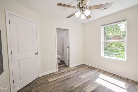 Bedroom - 1424 Brown St, Augusta, GA 30901 photo 4 of 23