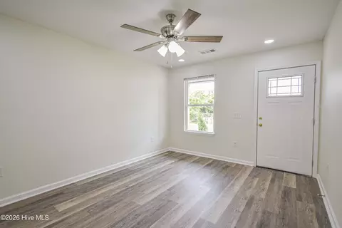 Living - 1424 Brown St, Augusta, GA 30901 photo 8 of 10