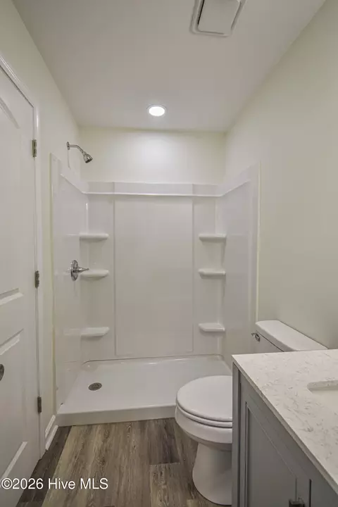 Bath - 1424 Brown St, Augusta, GA 30901 photo 18 of 25