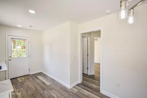 Entry Way - 1424 Brown St, Augusta, GA 30901 photo 2 of 30