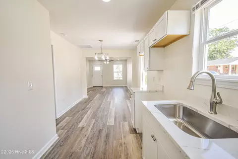 Entry Way - 1424 Brown St, Augusta, GA 30901 photo 3 of 30