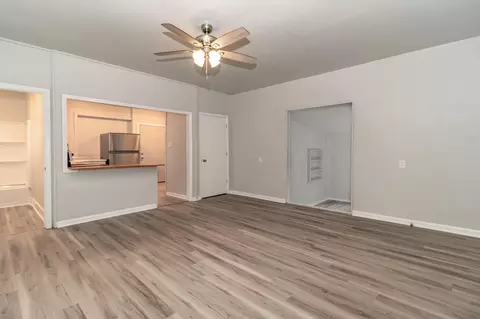 Living - 1039 Redbird Rd #B, Augusta, GA 30904 photo 4 of 7
