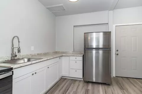Kitchen - 1039 Redbird Rd #B, Augusta, GA 30904 photo 5 of 7