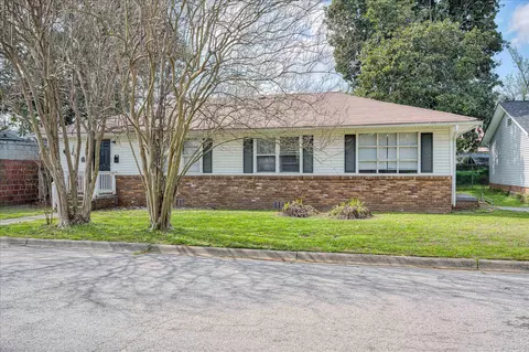 Exterior - 305 1st St, Augusta, GA 30901 photo 1 of 10
