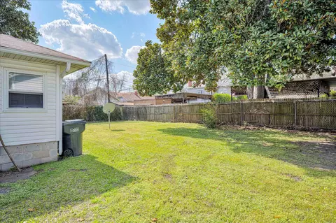 Exterior - 305 1st St, Augusta, GA 30901 photo 2 of 10