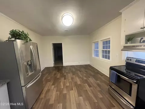 Kitchen - 426 Salem Rd, Thomson, GA 30824 photo 2 of 2