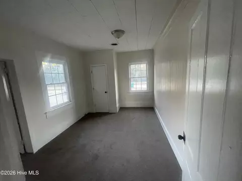 Bedroom - 426 Salem Rd, Thomson, GA 30824 photo 2 of 3