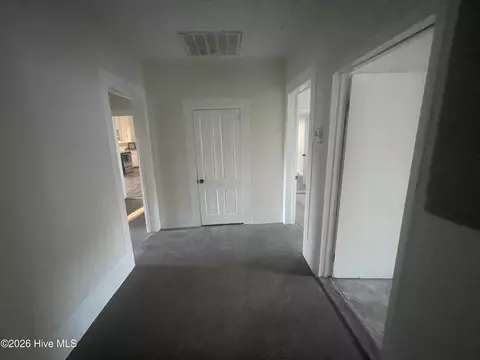 Entry Way - 426 Salem Rd, Thomson, GA 30824 photo 3 of 3