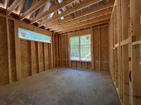 Bedroom - 118 Tara Dr, Mccormick, SC 29835 photo 2 of 3