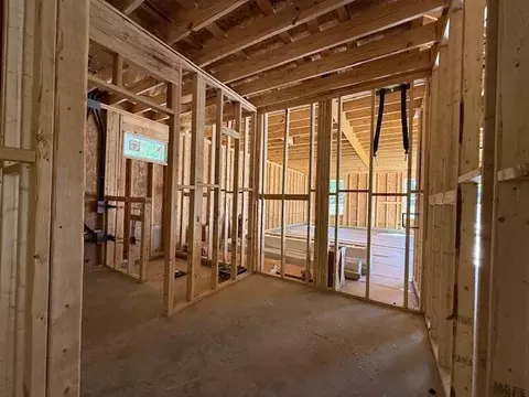 Entry Way - 118 Tara Dr, Mccormick, SC 29835 photo 1 of 1