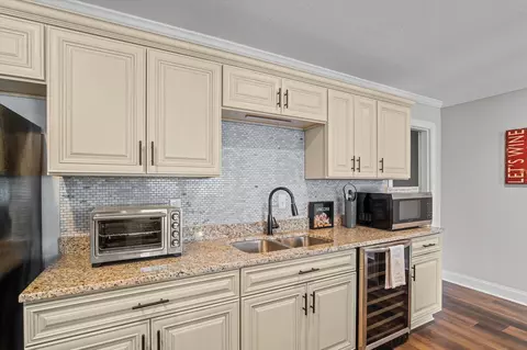 Kitchen - 4535 Willie Daniel Dr, Evans, GA 30809 photo 8 of 9