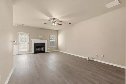 Living - 2111 Willhaven Dr, Augusta, GA 30909 photo 4 of 7