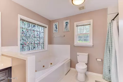 Bath - 4480 Cape Cod Dr, Evans, GA 30809 photo 4 of 6