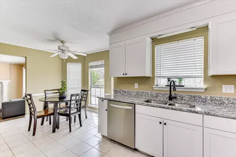 Kitchen - 269 Ashbrook Dr, Martinez, GA 30907 photo 5 of 5