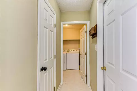 Entry Way - 269 Ashbrook Dr, Martinez, GA 30907 photo 5 of 7