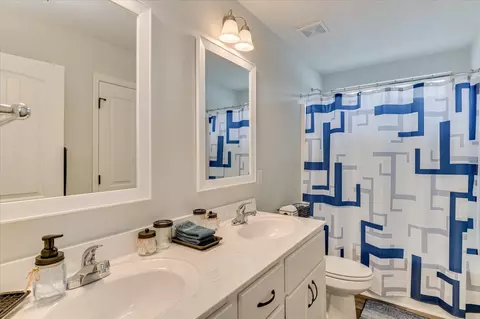 Bath - 839 Goodale Dr, Augusta, GA 30909 photo 3 of 3
