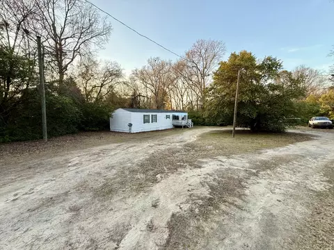 Exterior - 168 Rivers Cir, Thomson, GA 30824 photo 2 of 3