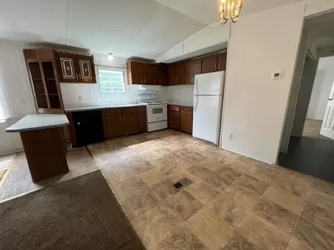 Kitchen - 168 Rivers Cir, Thomson, GA 30824 photo 3 of 3