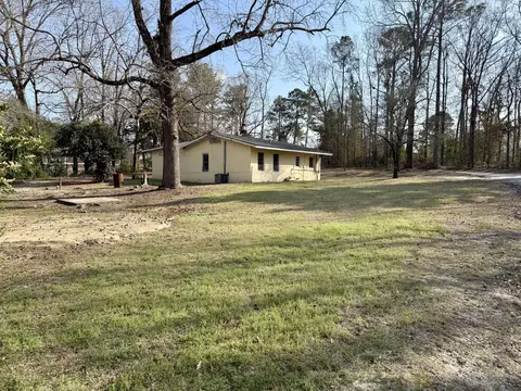 Exterior - 168 Rivers Cir, Thomson, GA 30824 photo 1 of 3