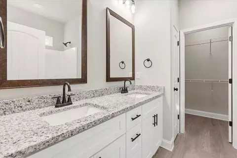 Bath - 514 Fairhope St, Augusta, GA 30901 photo 1 of 3