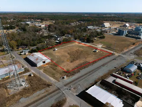 417 E 7th St, Waynesboro, GA 30830 photo 3