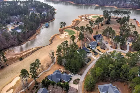 241 Amelia Dr, Mccormick, SC 29835