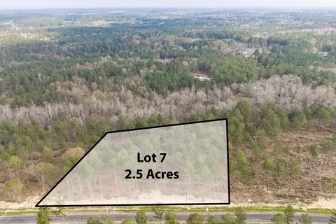 159 Beagle Chase Dr, Appling, GA 30802