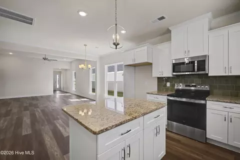 Kitchen - 8902 Snelling Dr, Aiken, SC 29803 photo 8 of 8