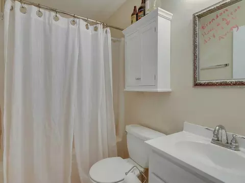 Bath - 1122 Murphy St, Augusta, GA 30904 photo 2 of 2