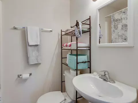 Bath - 1122 Murphy St, Augusta, GA 30904 photo 1 of 2