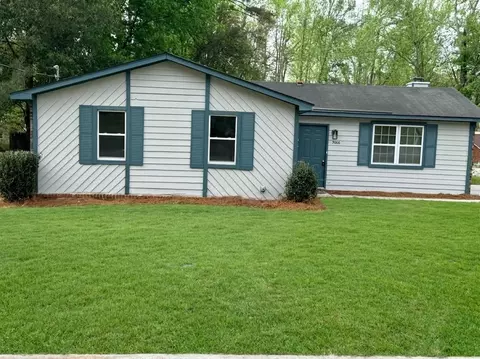 3006 Green Forest Dr, Hephzibah, GA 30815