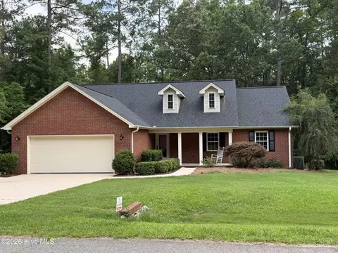 115 Charlotte Dr, Mccormick, SC 29835