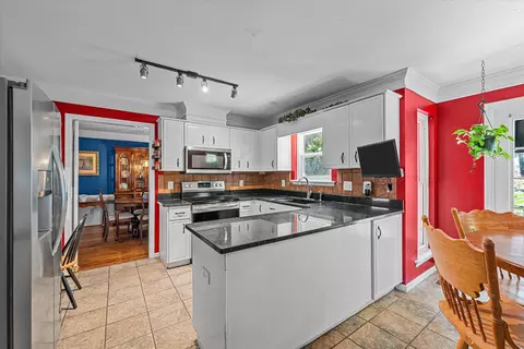 Kitchen - 4099 Eagle Nest Dr, Evans, GA 30809 photo 6 of 6